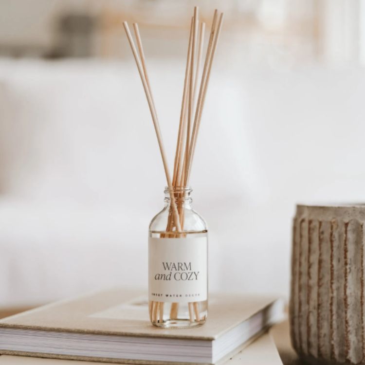 Scent Diffuser (Warm and Cozy)