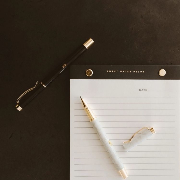Wedding Pen Set - Mr & Mrs