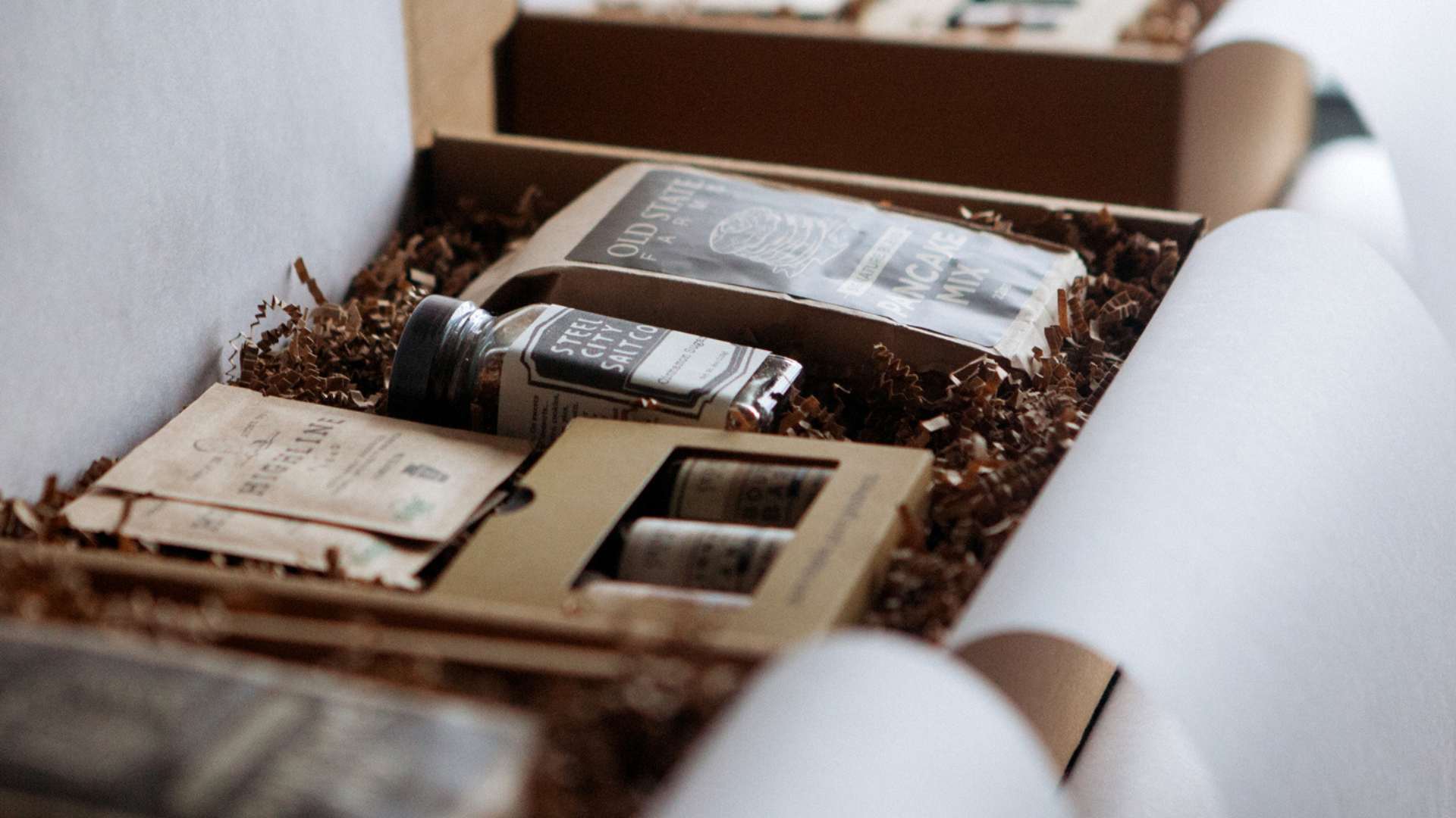 Kinship_pittsburgh_giftbox_corporategift_pancaketheme-KINSHIP GIFT-PITTSBURGH-Gift Boxes