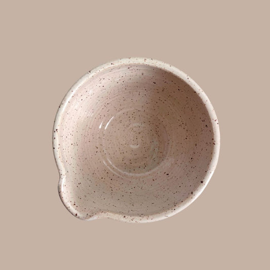 Speckled White Spouted Matcha Bowl - KINSHIP GIFT