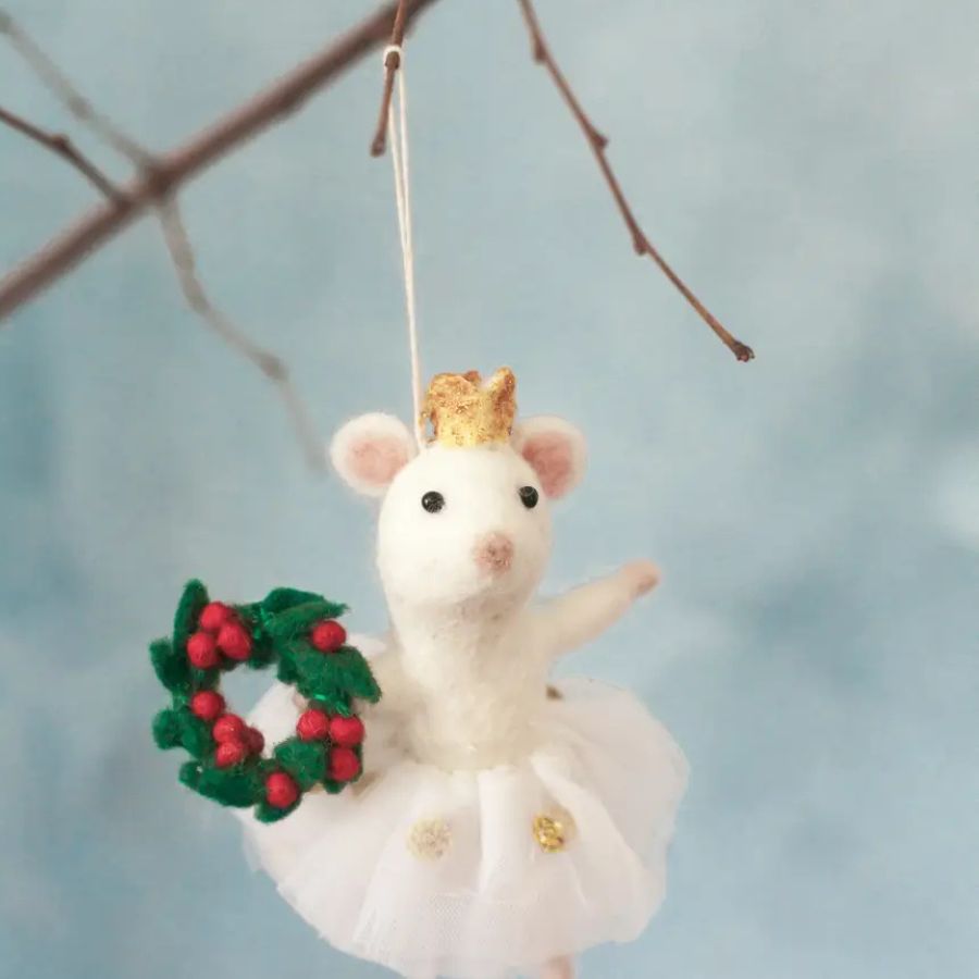 Felt Ornaments From Creative Women
