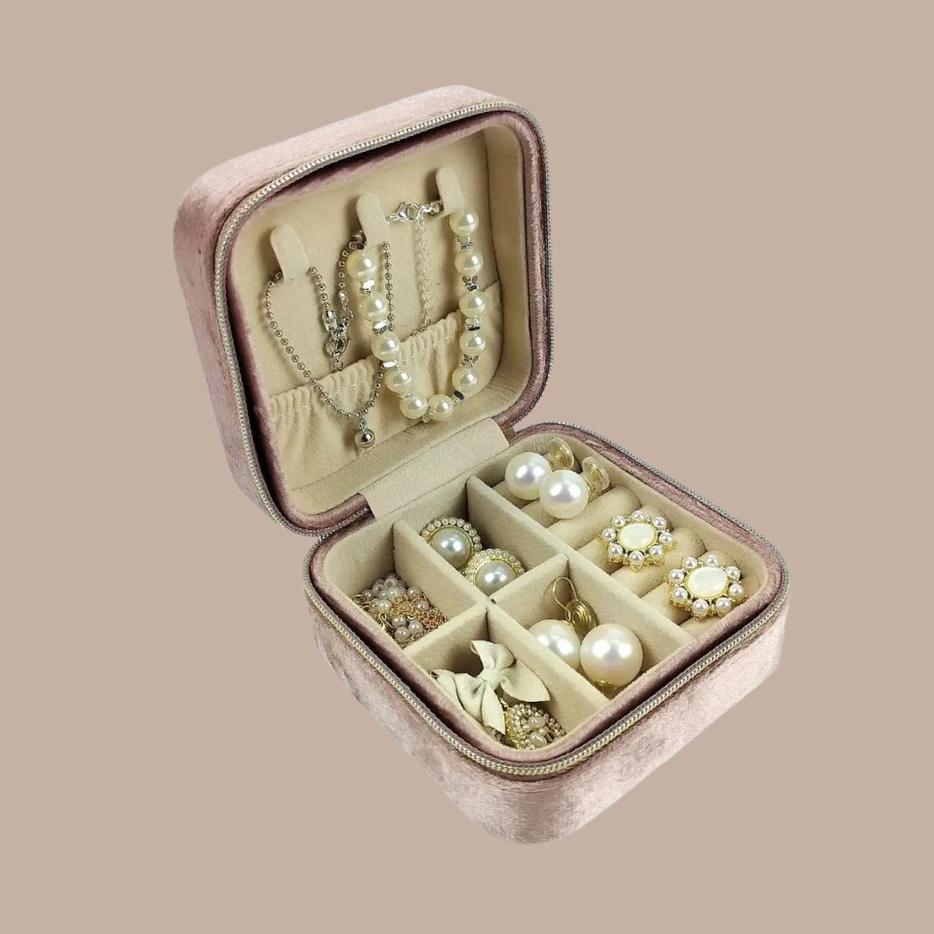 Velvet Travel Jewelry Storage Case