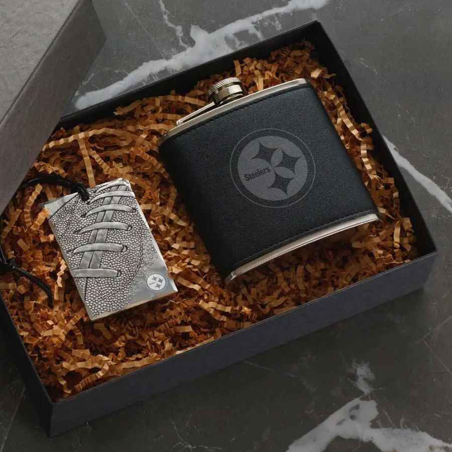 Pittsburgh Steelers Traveler Flask & Bag Tag Gift Set