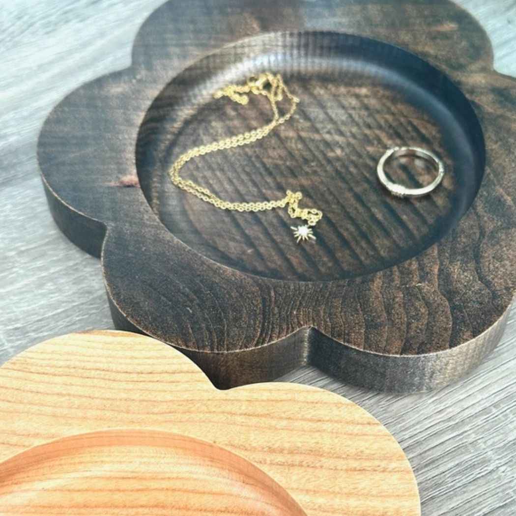 Bloom Flower-Shaped Hardwood Key Tray
