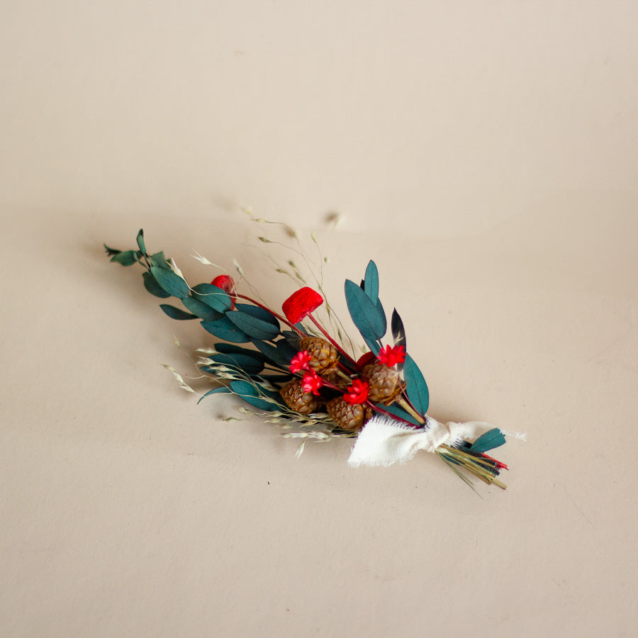 Holiday Dried Flower Bundle