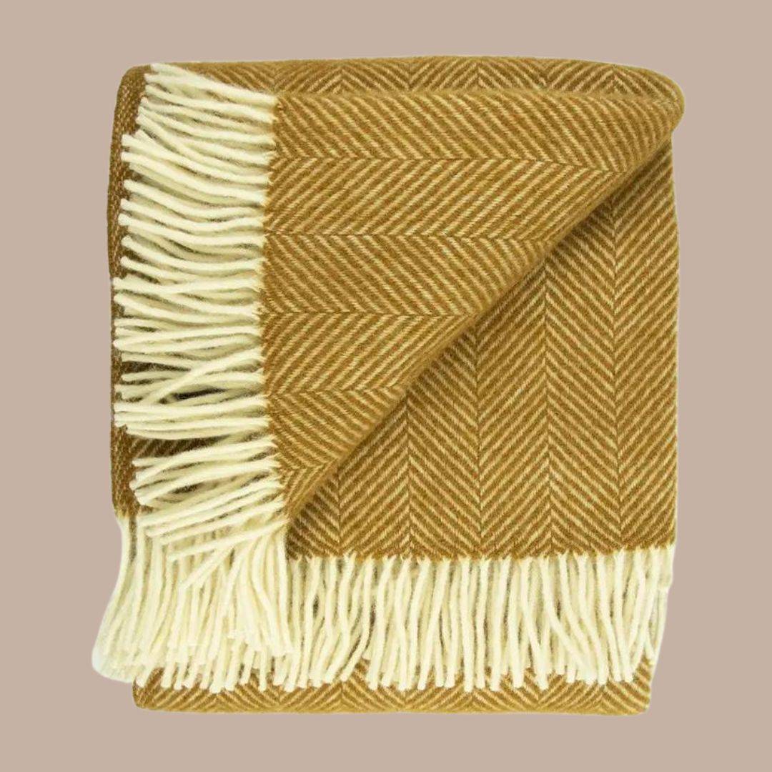 Prince of Scots Wool Blanket - Luxurious Warmth and Timeless Elegance-Blanket-Prince of Scots-Mint-KINSHIP GIFT