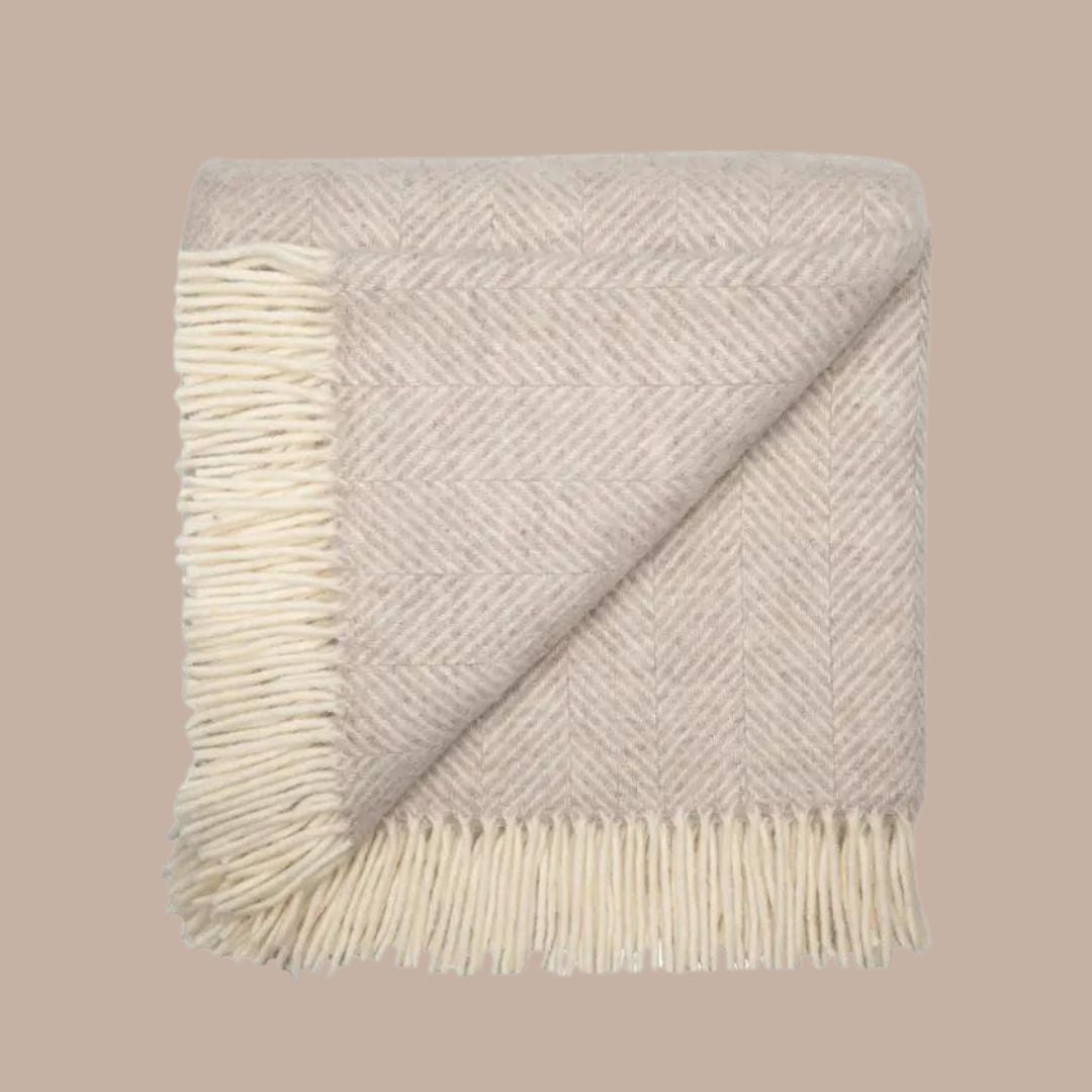 Prince of Scots Wool Blanket - Luxurious Warmth and Timeless Elegance-Blanket-Prince of Scots-Mint-KINSHIP GIFT